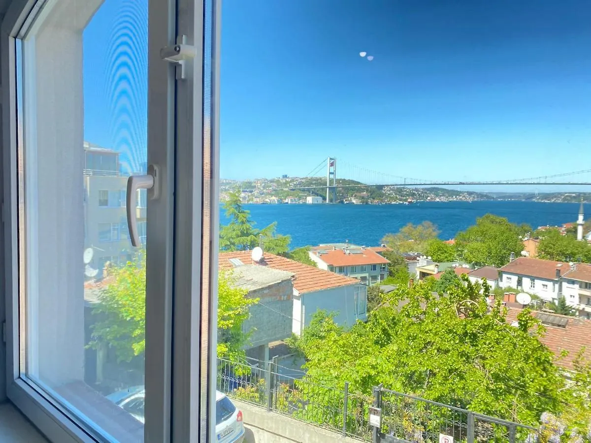 Delightful Apartment With Backyard And Bosphorus View In Uskudar İstanbul 0*,  Türkiye