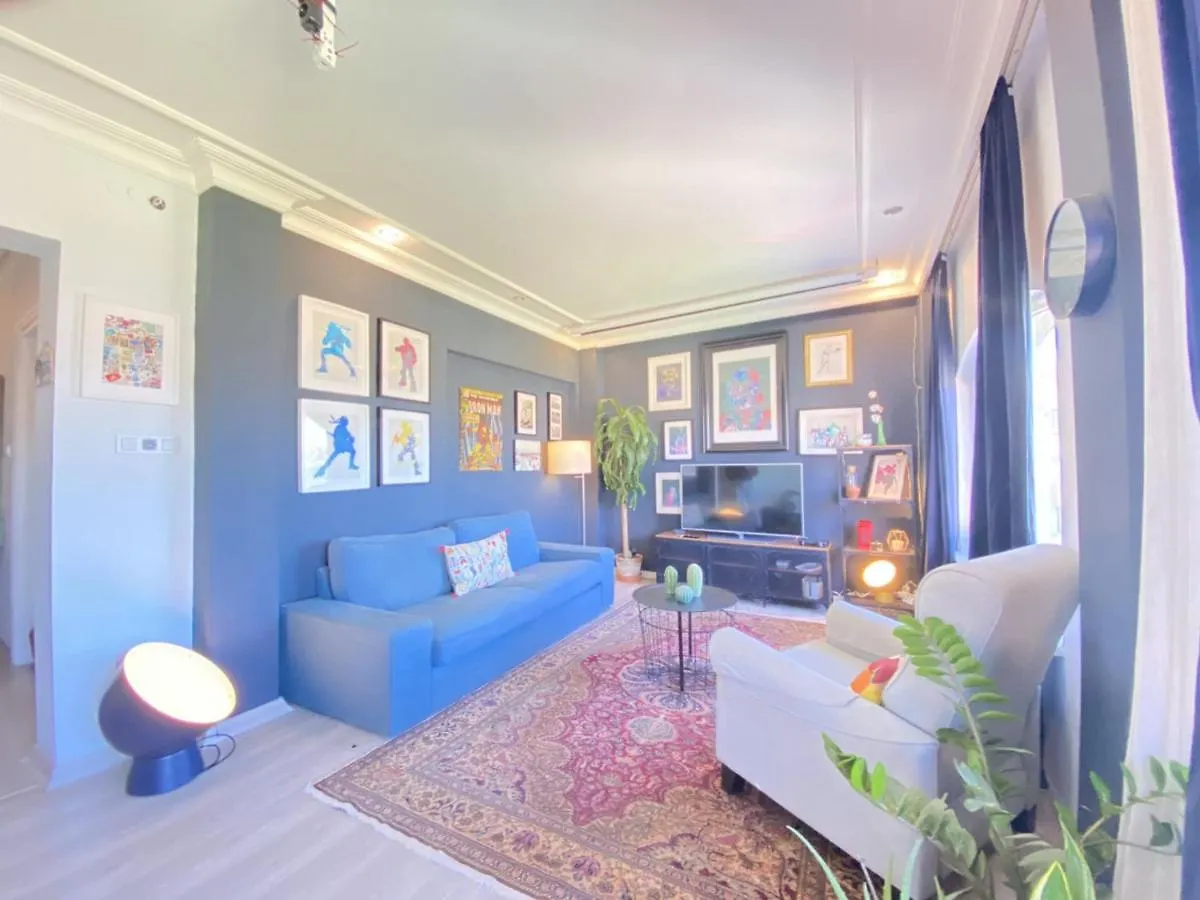 Delightful Apartment With Backyard And Bosphorus View In Uskudar İstanbul Türkiye